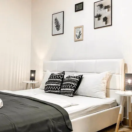 Aparthotel Savor *