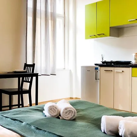 Apartmanhotel Savor *
